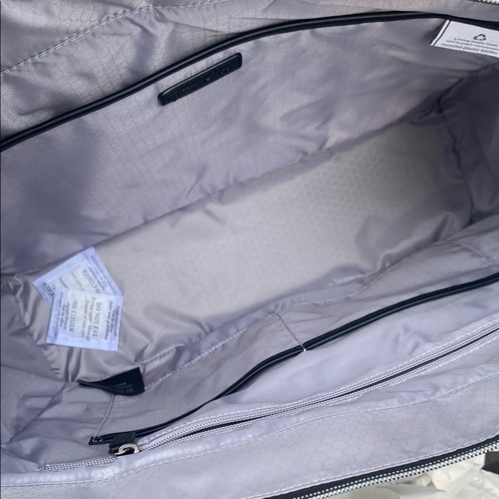 Travelpro Black Bag Tote Luggage - Picture 3 of 7
